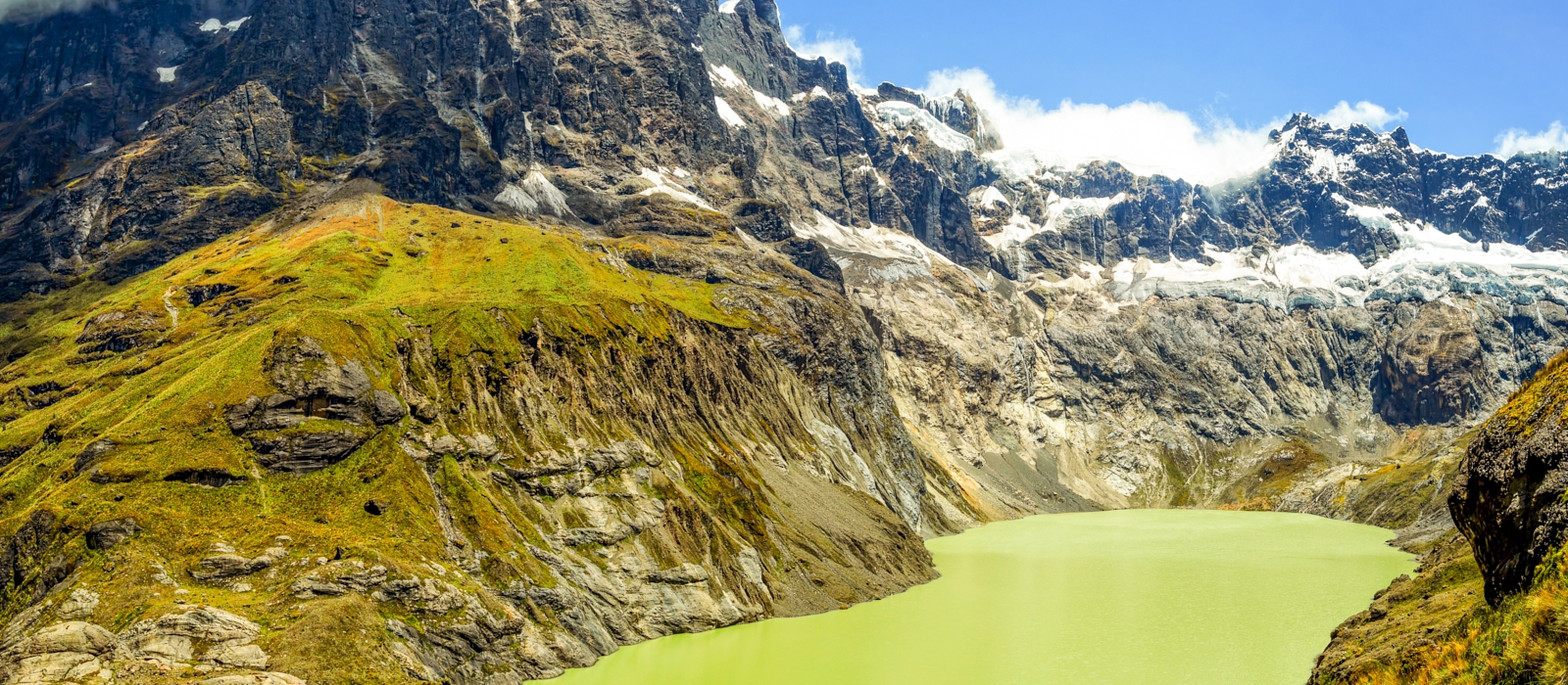 ALTAR VOLCANO TREKKING EXPEDITION