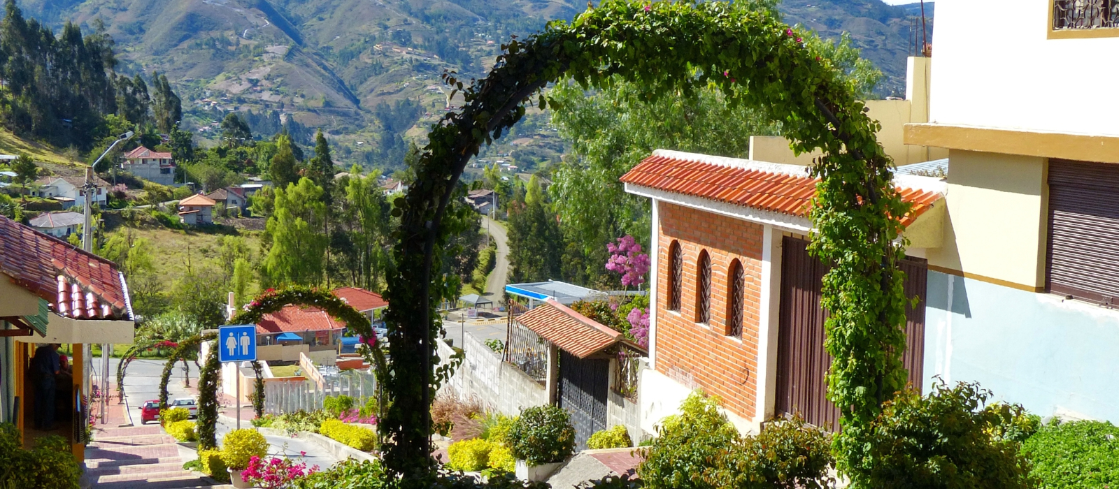 LUXURY ECUADORIAN HIGHLIGHTS