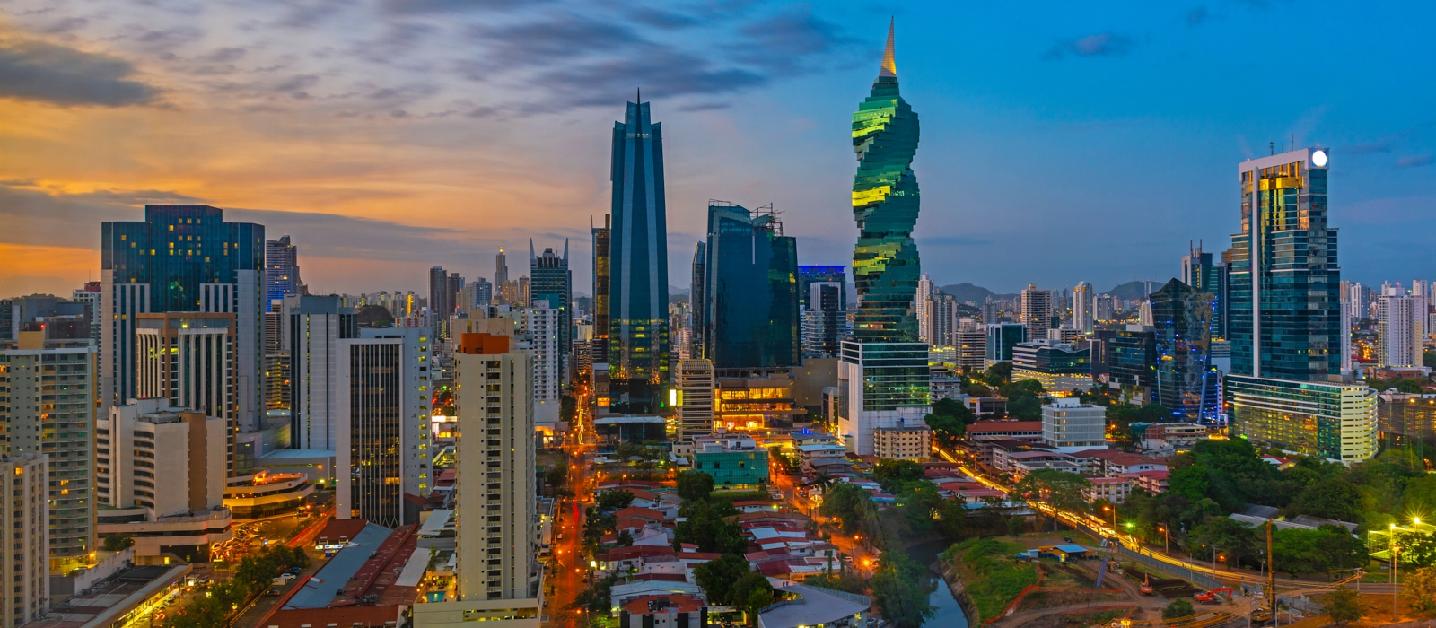 LUXURY PANAMA CITY