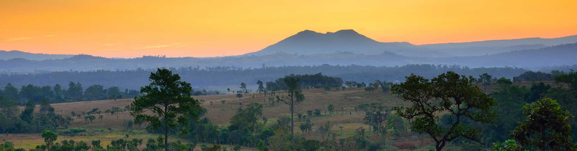 HIKING IN BELIZE